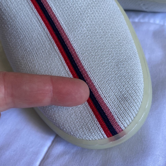 Rothy’s x Evian Limited Edition Slip On Sneakers Womens 8.5 White Made in China - Picture 2 of 15